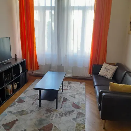 Ili Apartment *